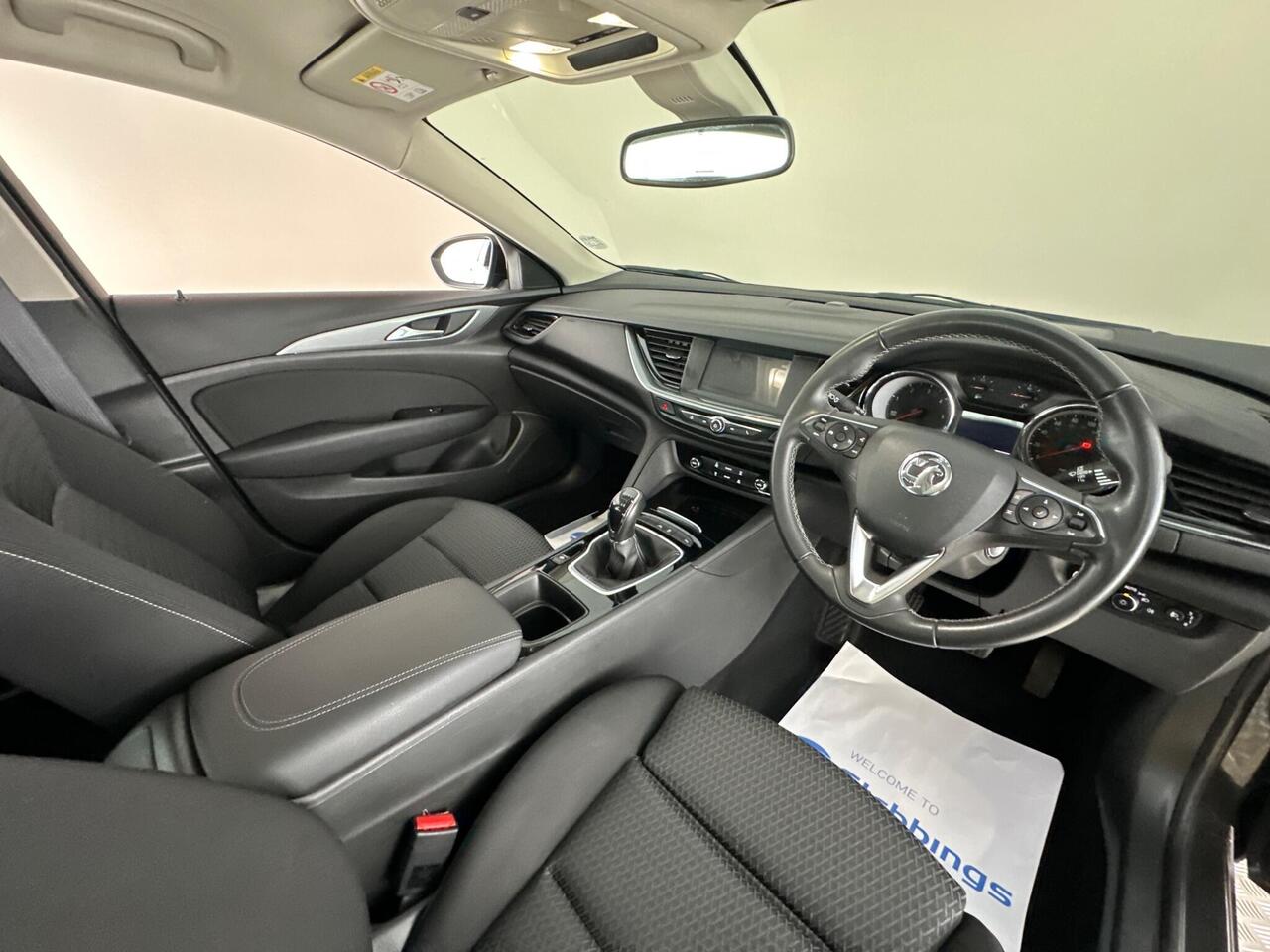 Vauxhall Insignia VO71HRZ