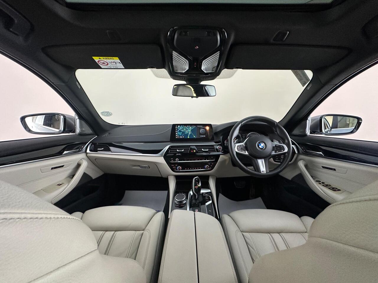 BMW 5 Series YK18JUW