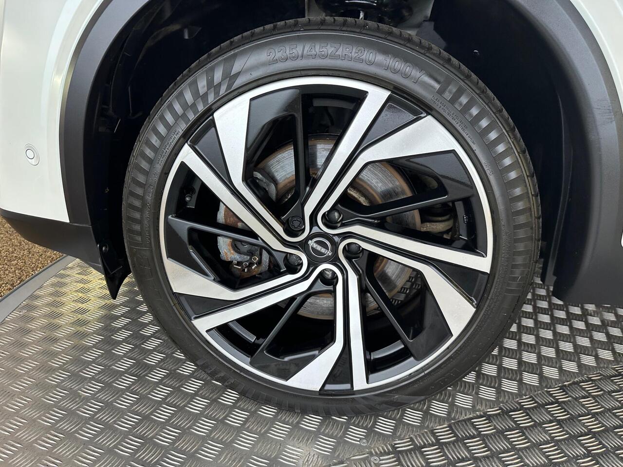 Nissan Qashqai FX23XWJ