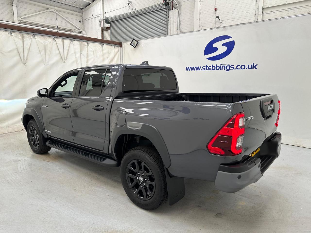 Toyota Hilux H11LUX