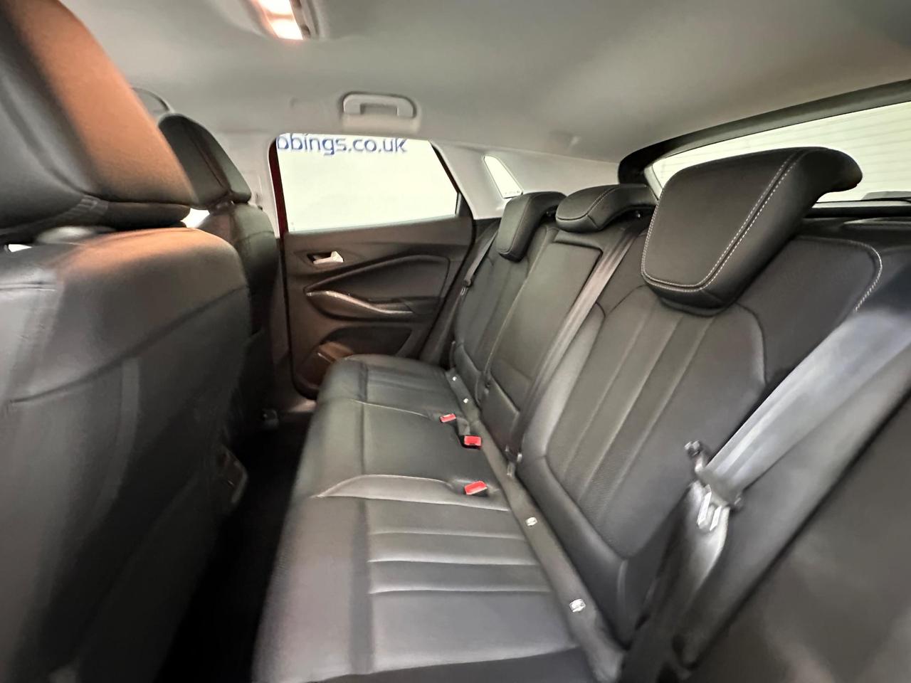 Vauxhall Grandland X BL69ZGN