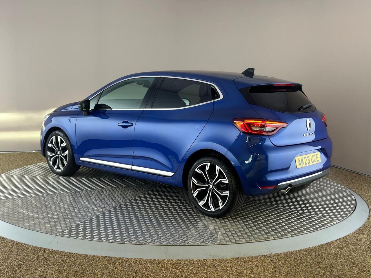 Renault Clio AK23UCE