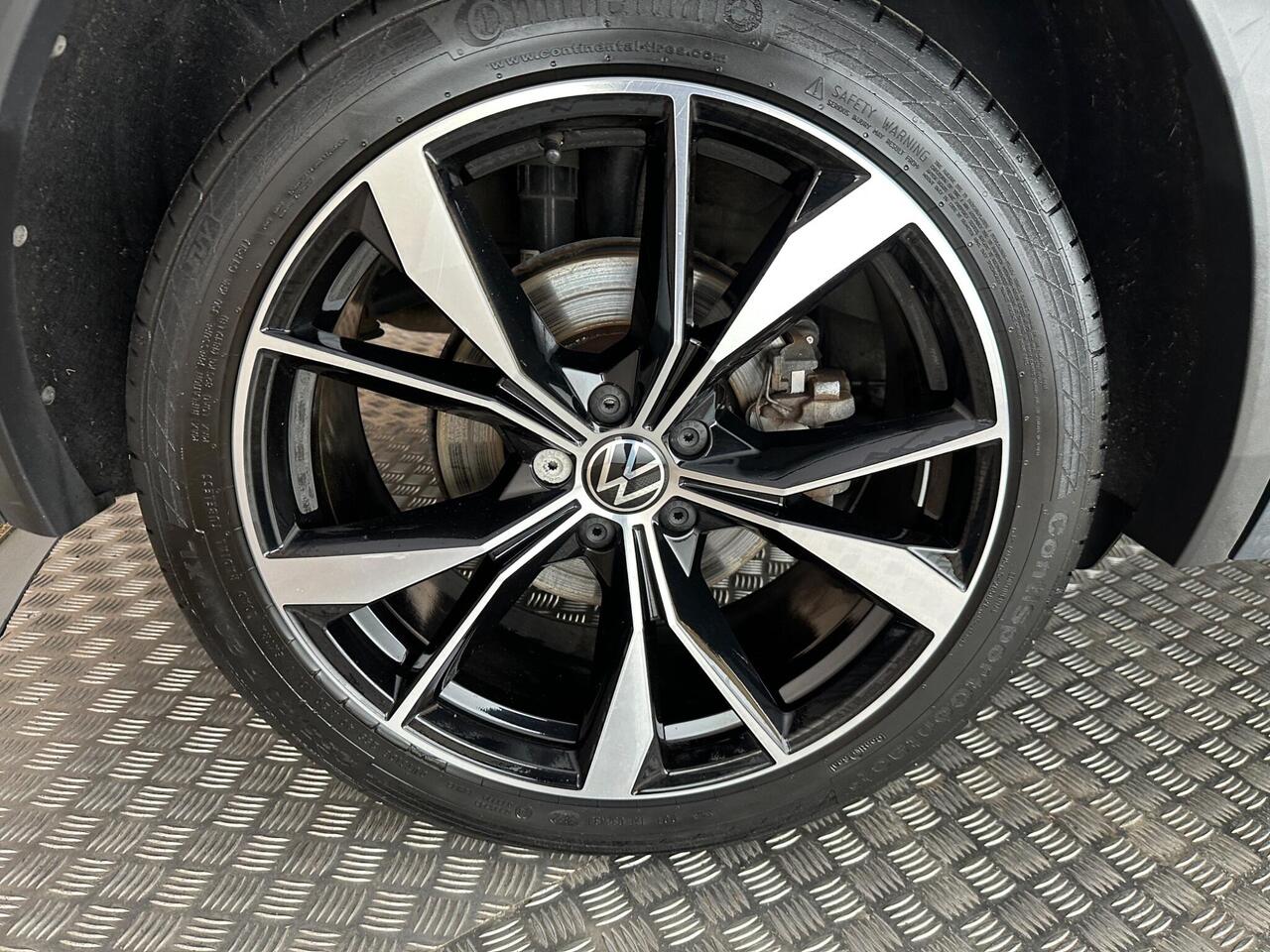 Volkswagen Tiguan YG23VZE