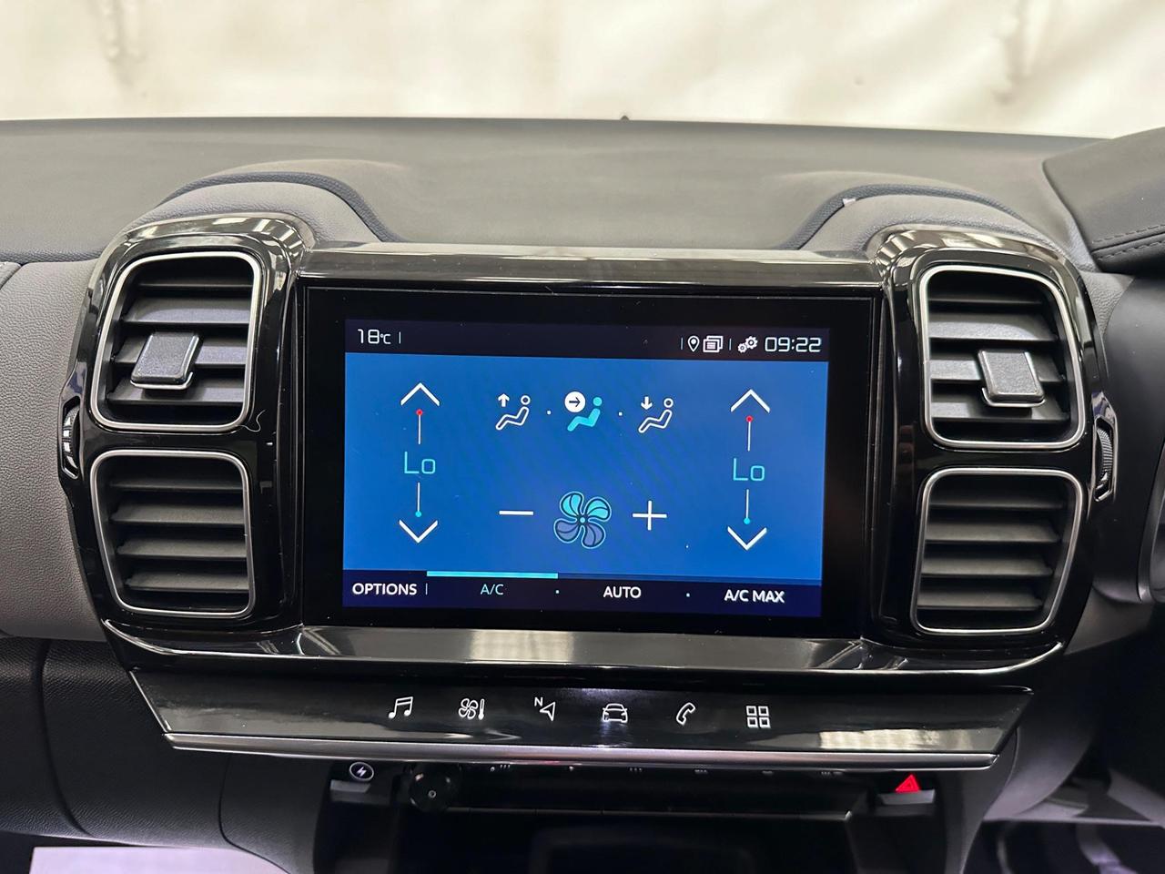 Citroen C5 Aircross BF22YGV