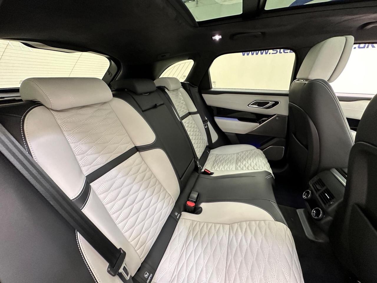 Land Rover Range Rover Velar HJ69GAU