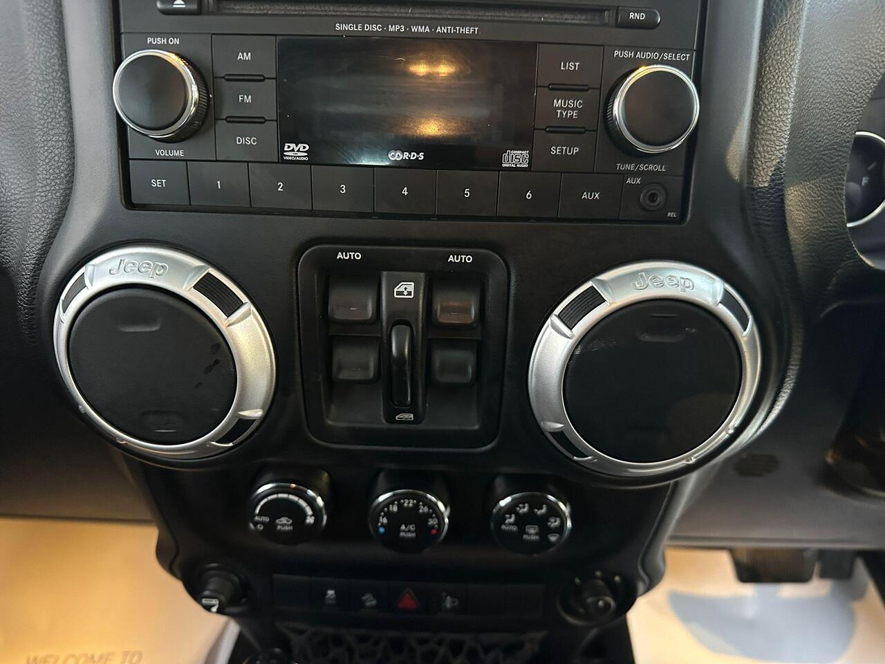 Jeep Wrangler OE64CPV