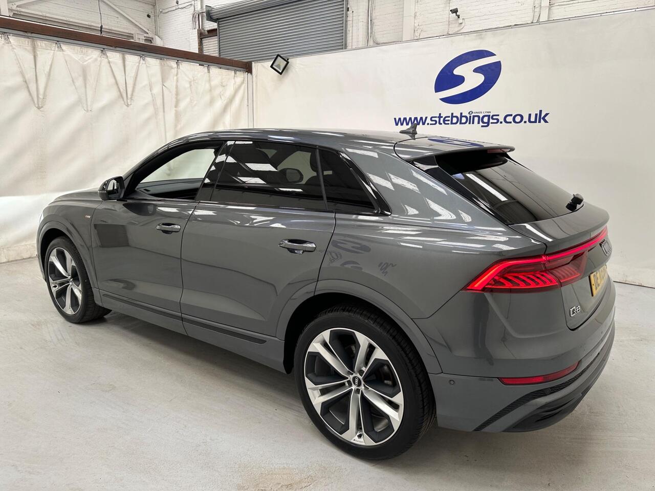 Audi Q8 DE71EBA
