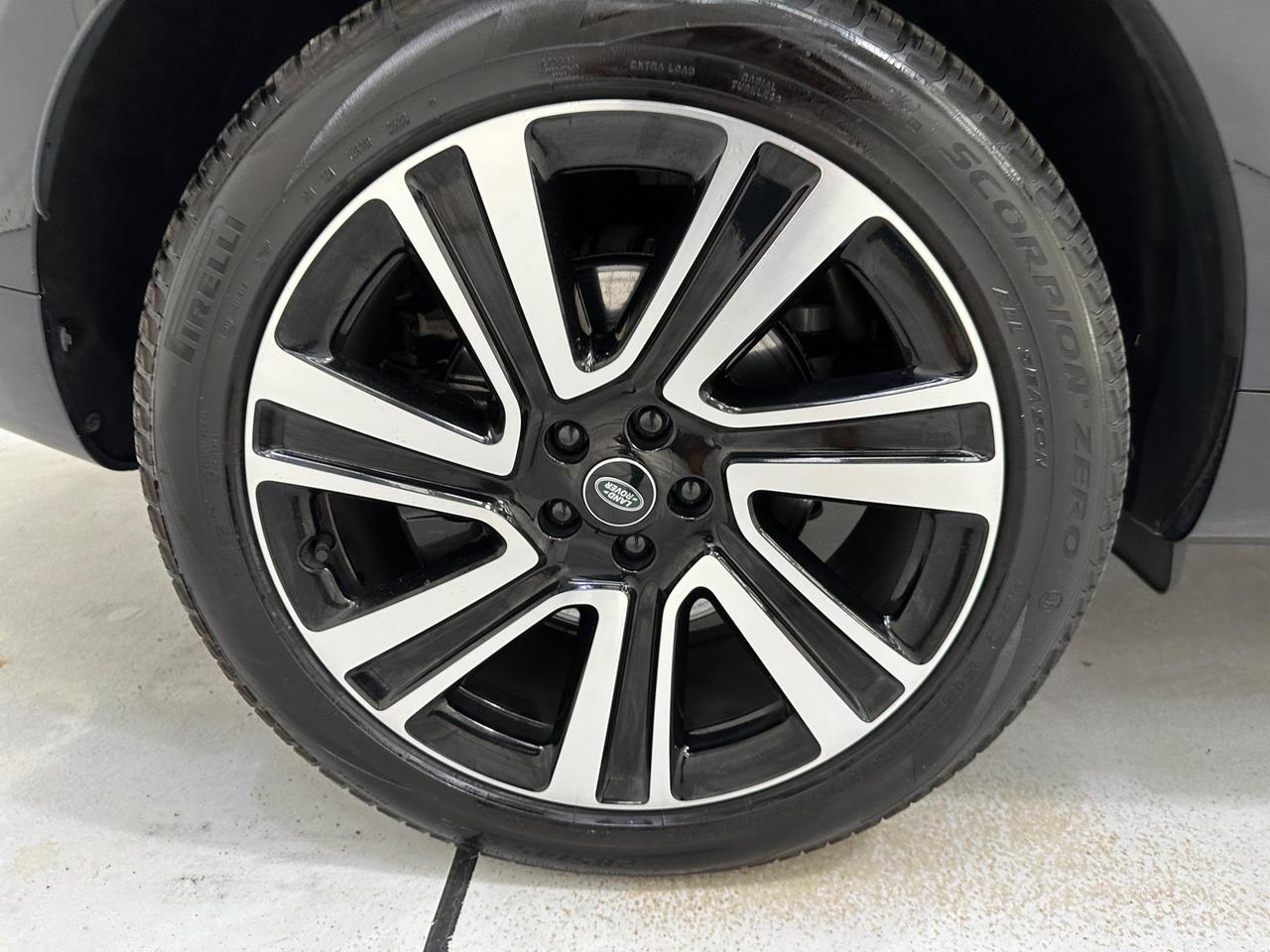 Land Rover Range Rover YE73JZF