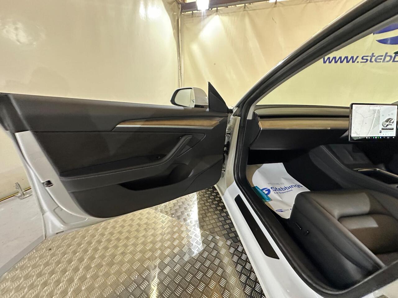 Tesla Model 3 MA71ZTX