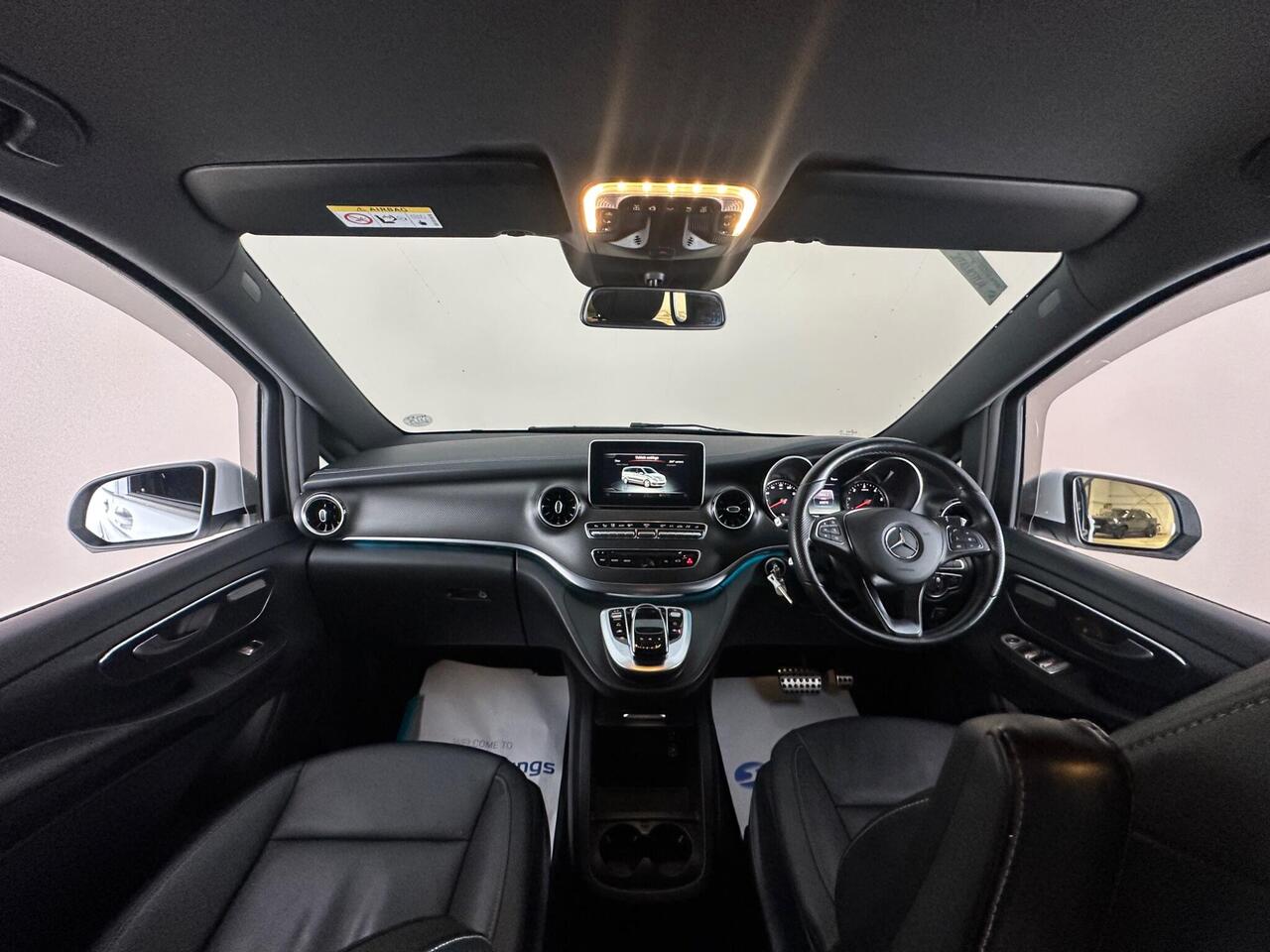 Mercedes-Benz V Class LR20TUV