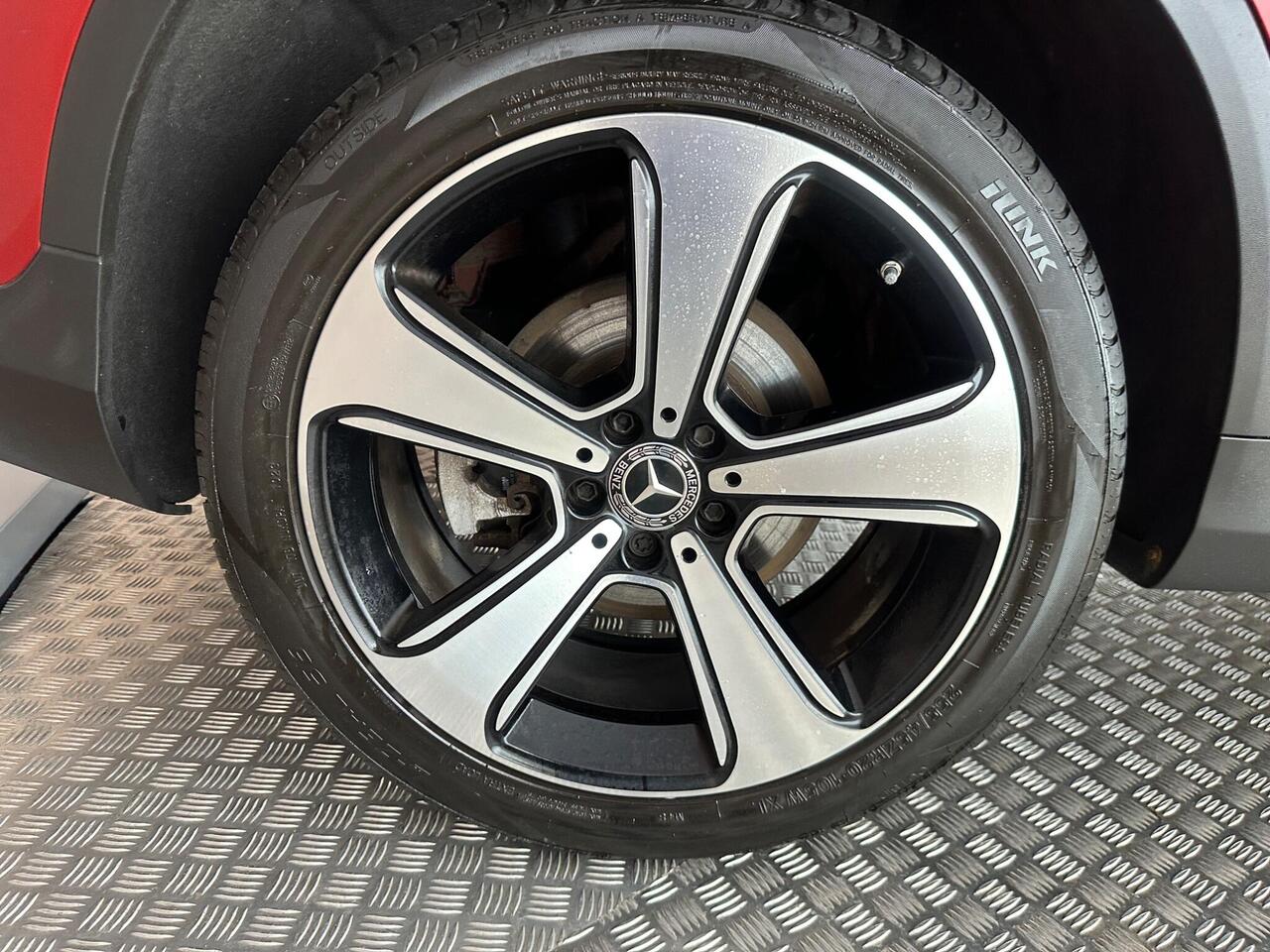 Mercedes-Benz GLC YM19PNO
