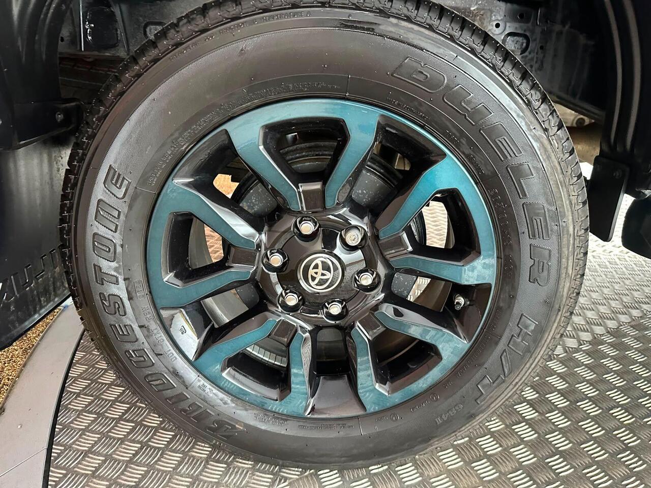 Toyota Hilux MF25BBE