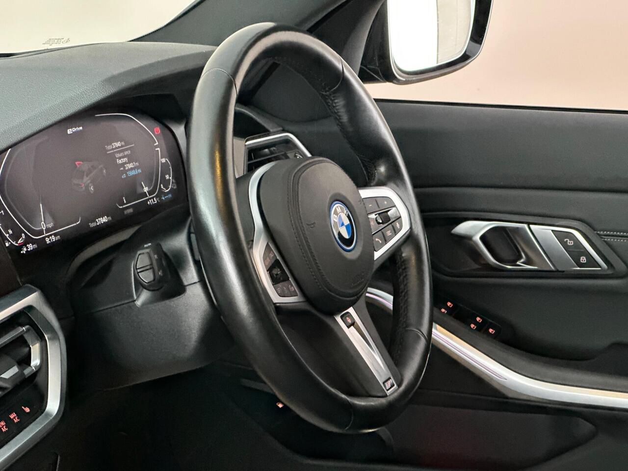 BMW 3 Series BK22GHD