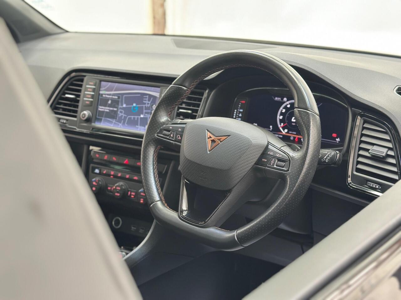 SEAT CUPRA Ateca AX19VKU