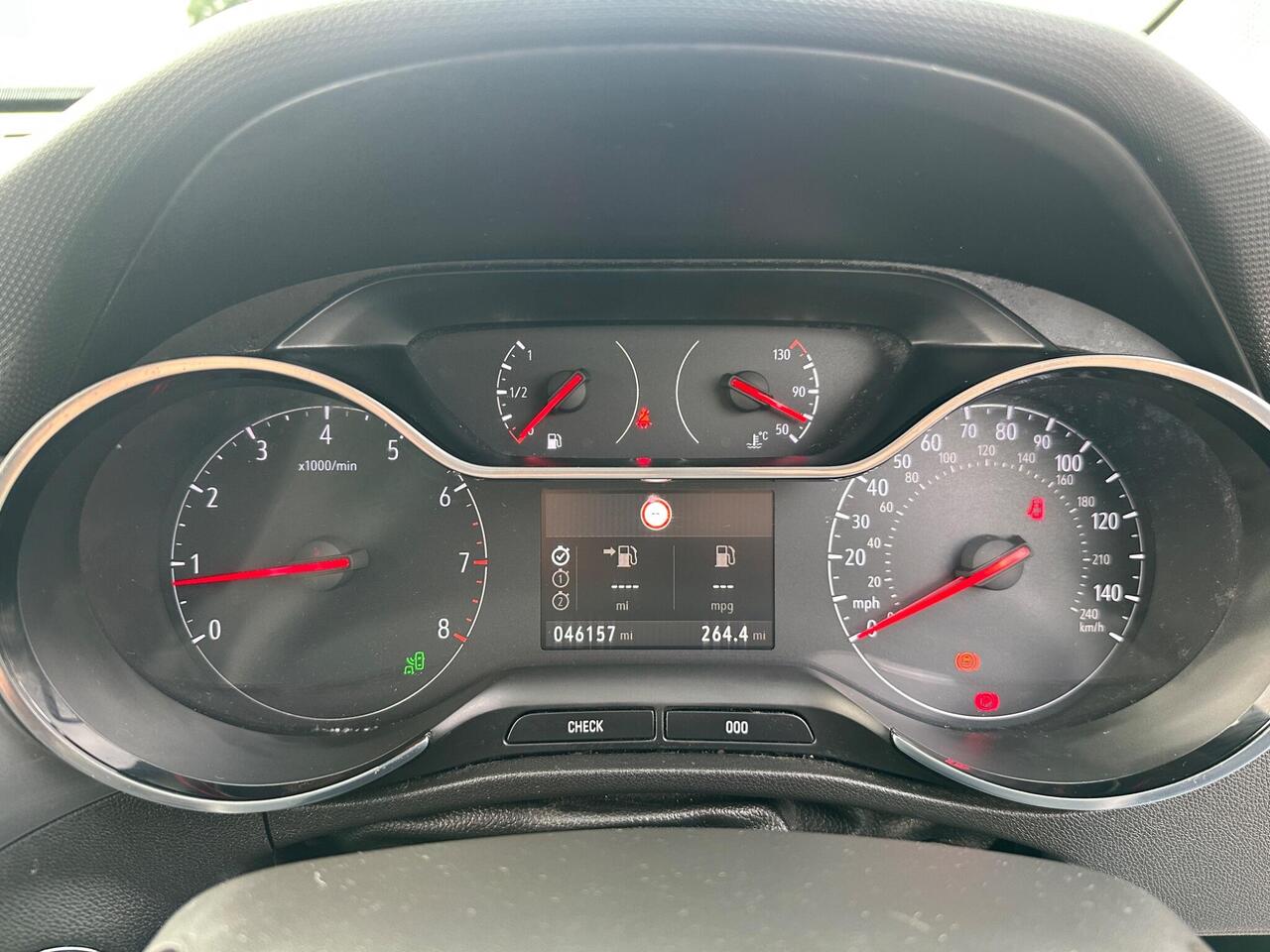 Vauxhall Crossland SH22LWL