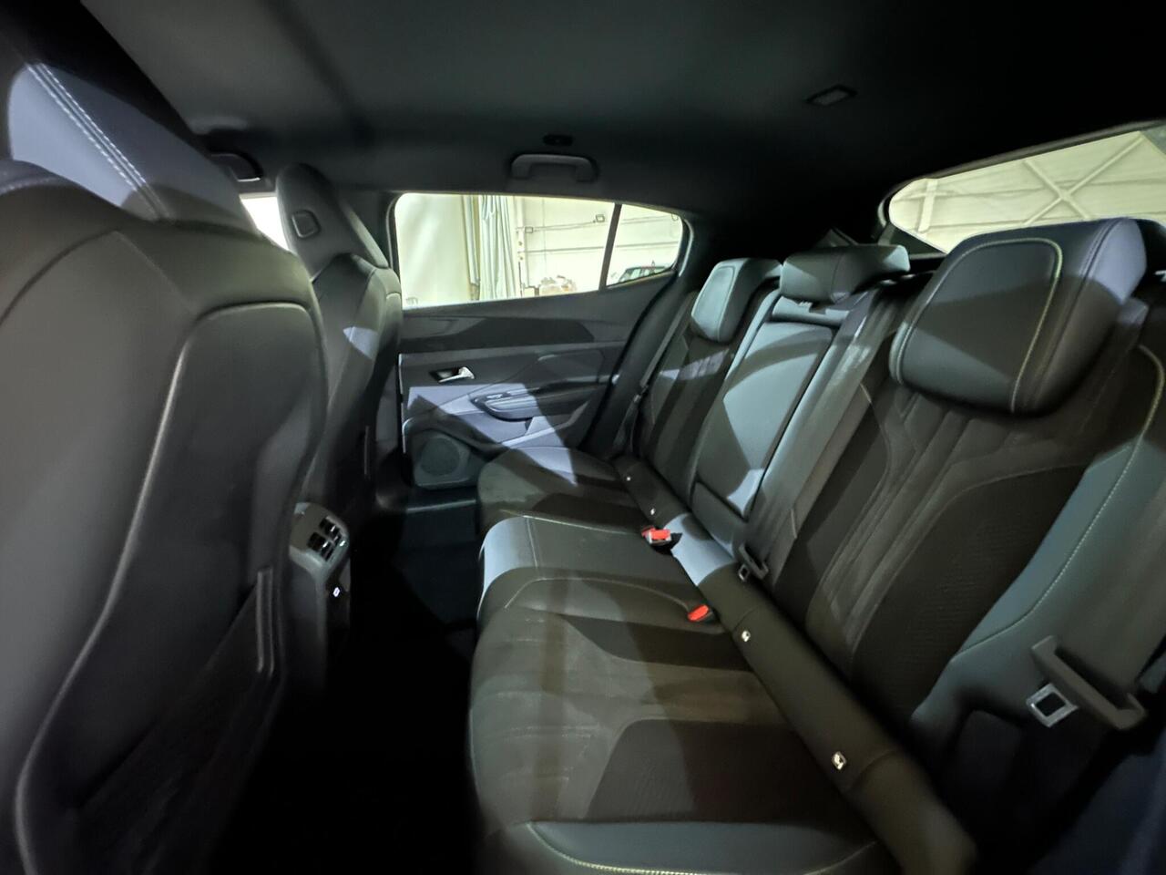 Peugeot 408 NU23XYH