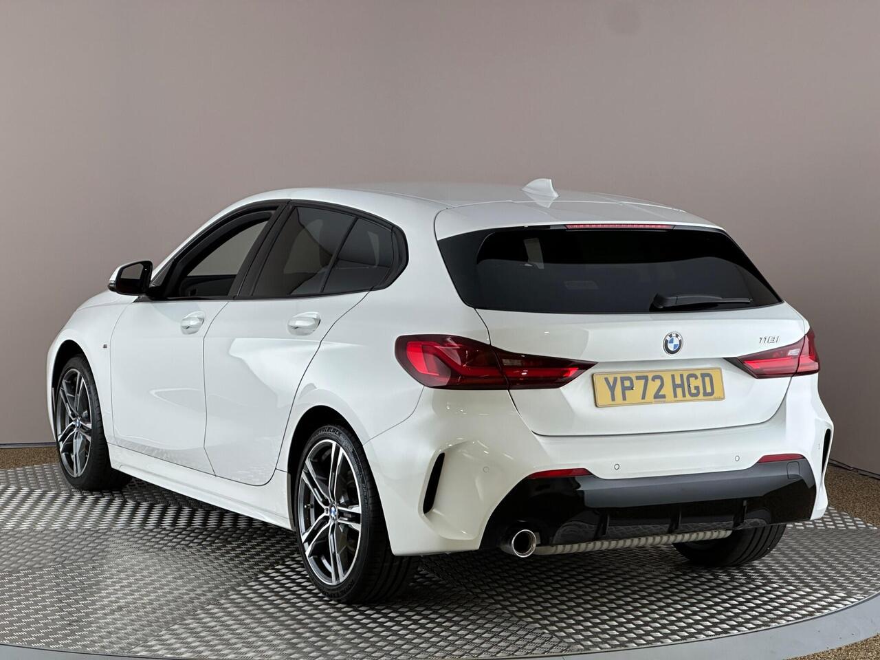BMW 1 Series YP72HGD