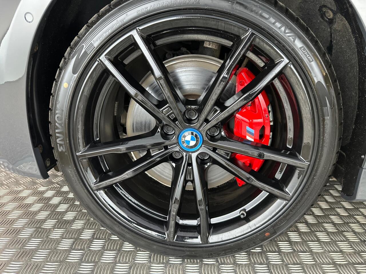 BMW 3 Series BK22GHD