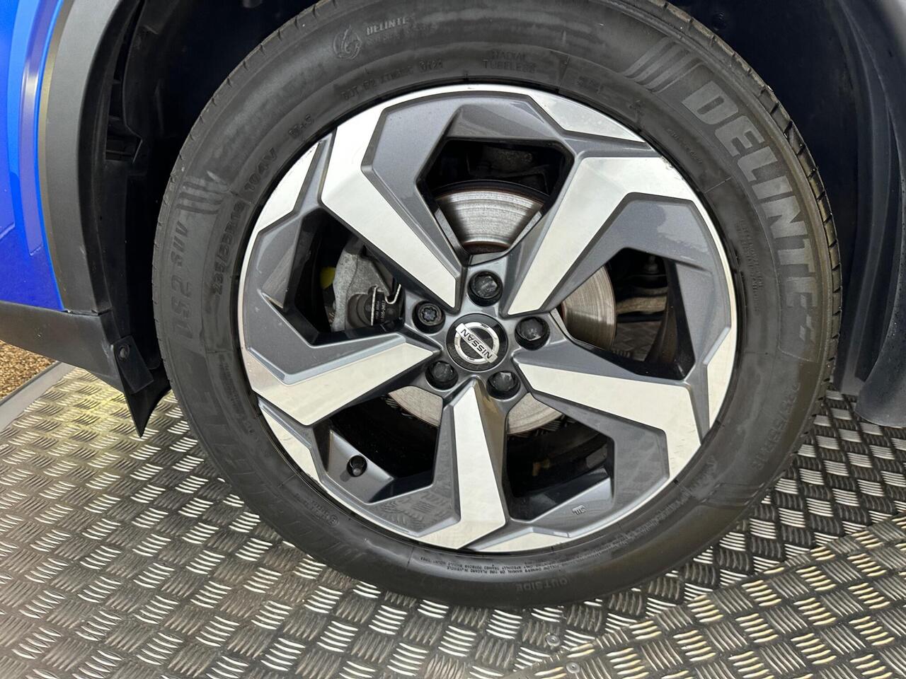 Nissan Qashqai EA21POV