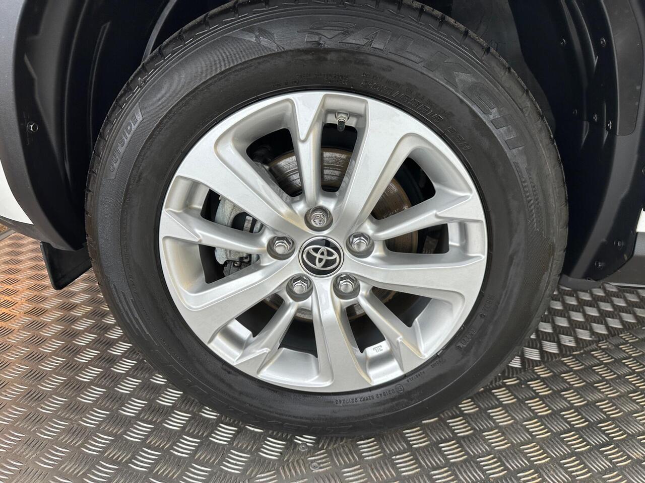 Toyota Yaris Cross AK22SZY