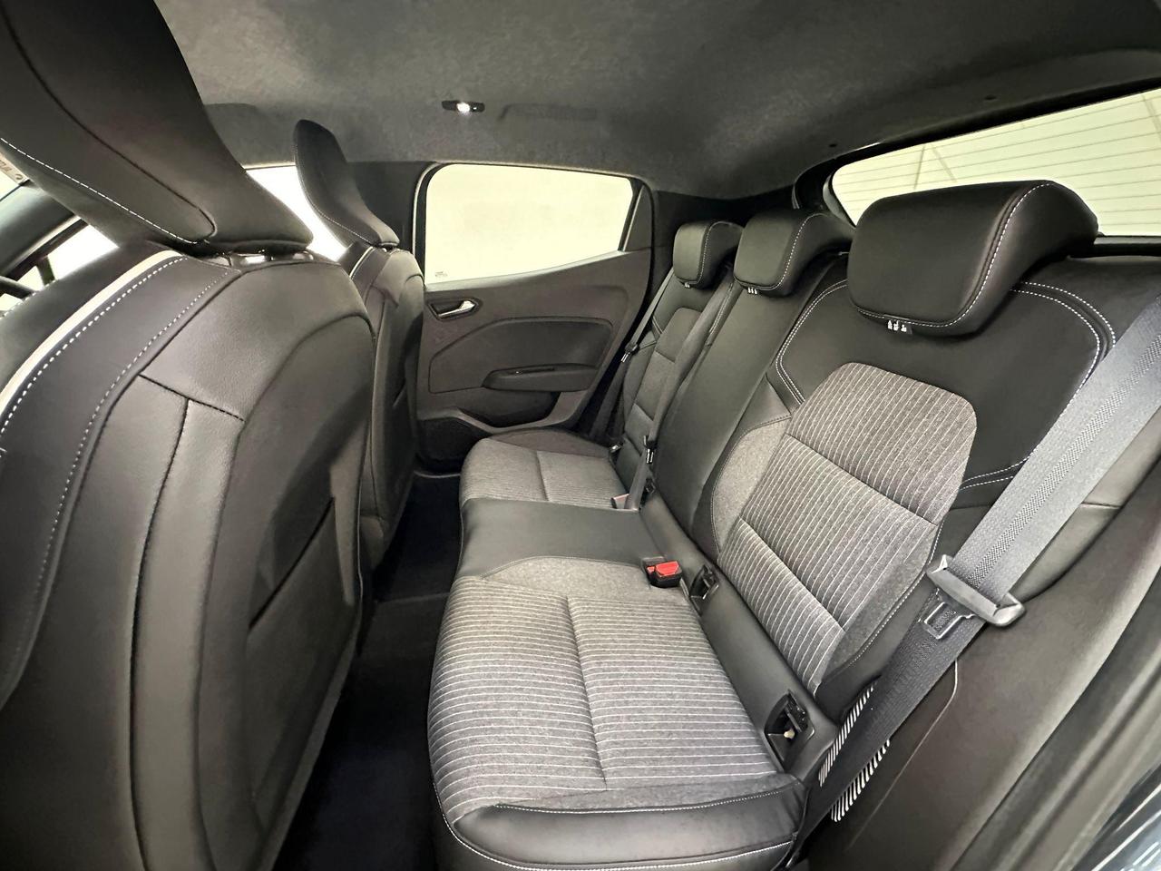 Renault Clio KS72RXJ