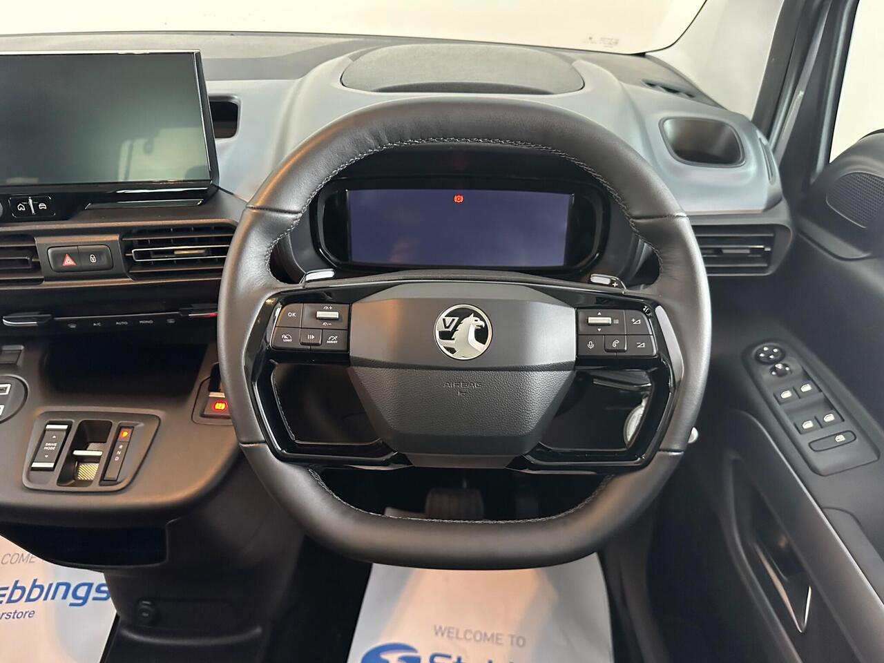 Vauxhall Combo Life Electric CF74XDA