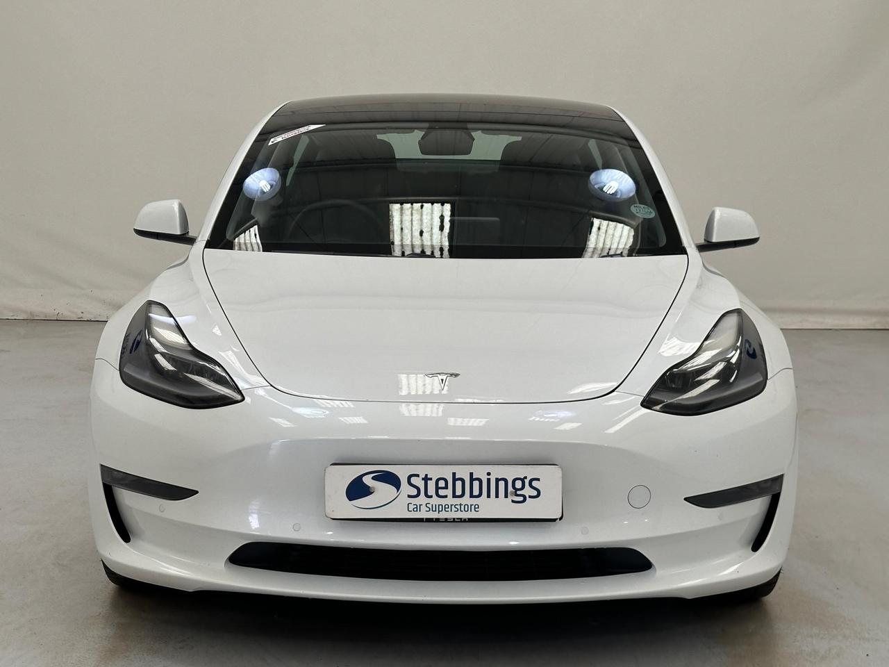 Tesla Model 3 YH21MYD