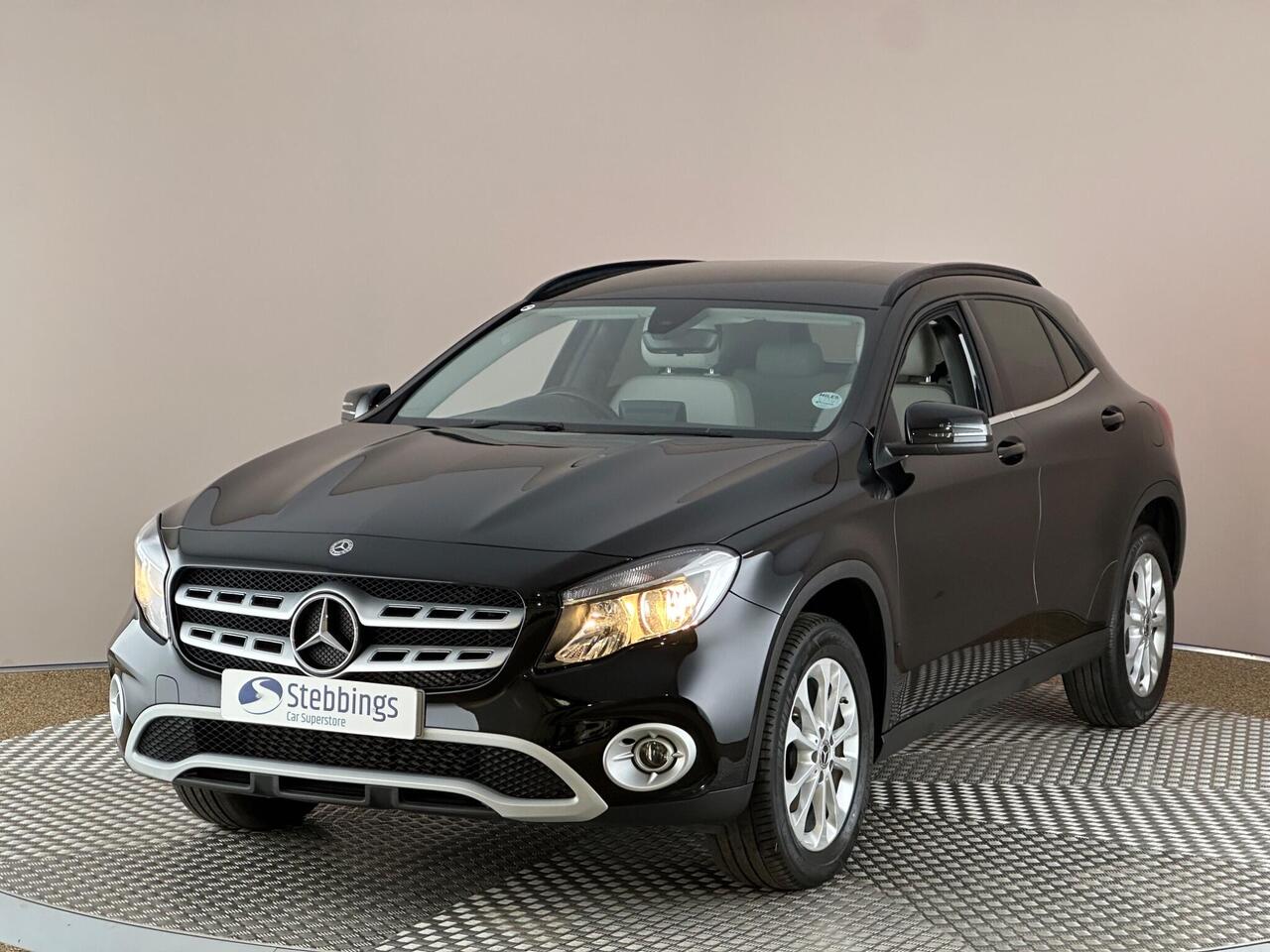 Mercedes-Benz GLA SR68KBZ