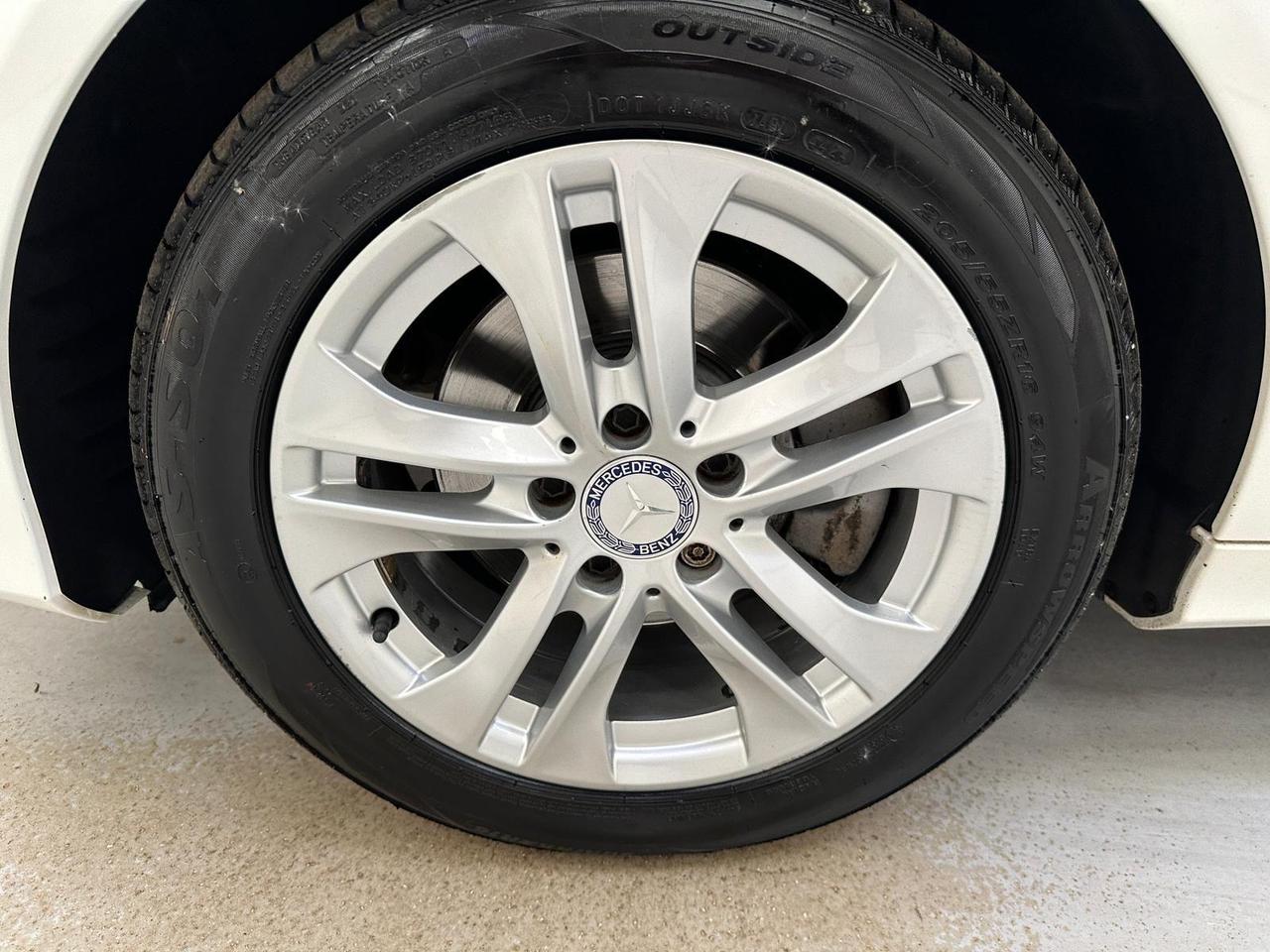 Mercedes-Benz C Class OY14GVO