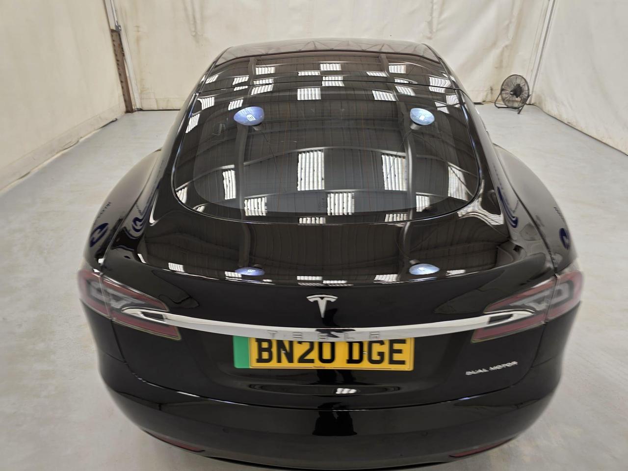 Tesla Model S BN20DGE