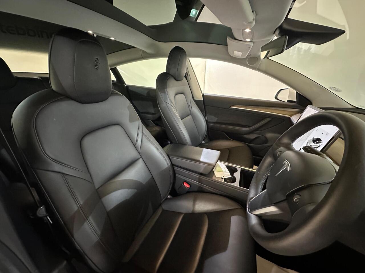 Tesla Model 3 MA71ZTX