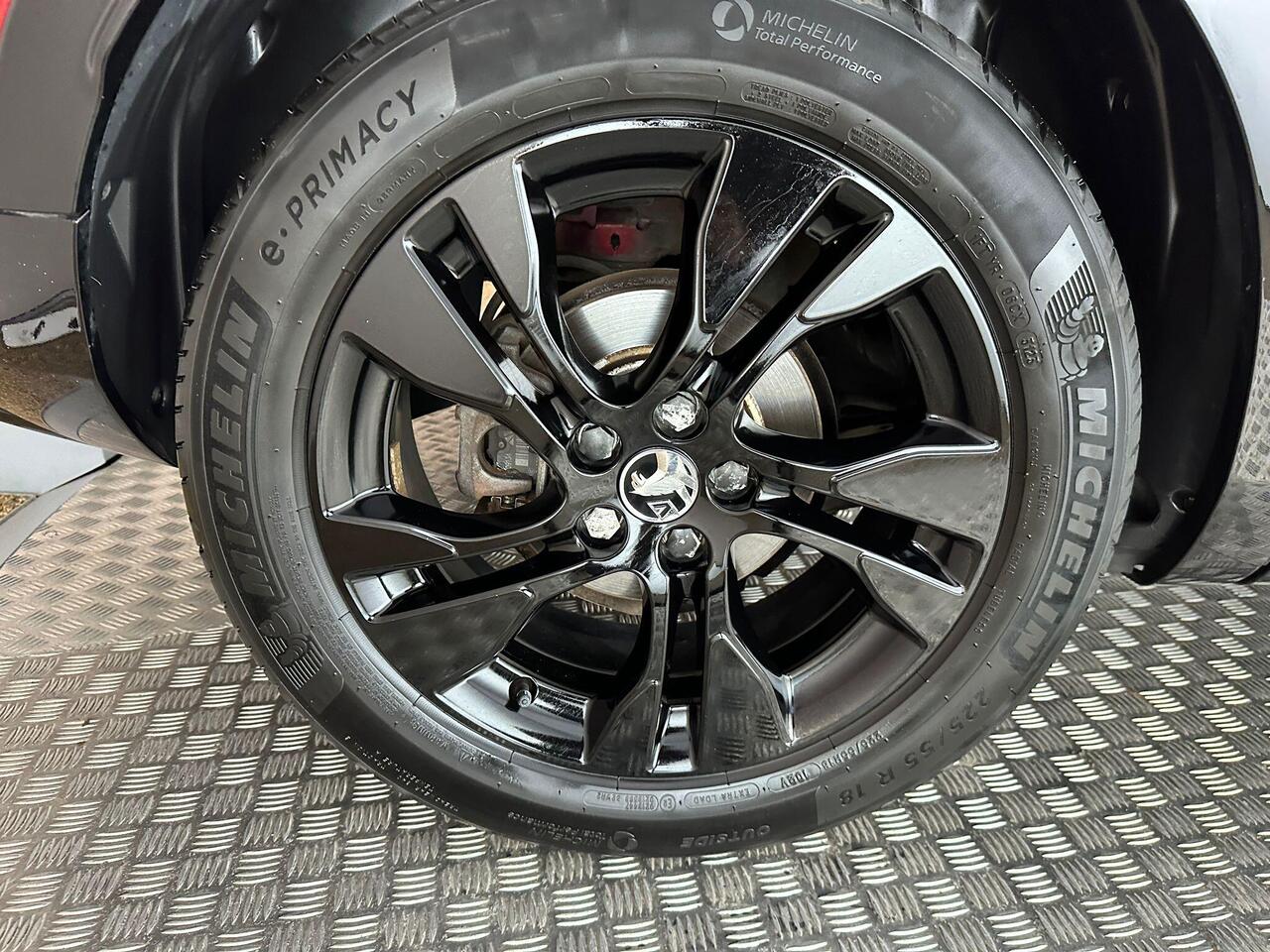 Vauxhall Grandland FP73XSE