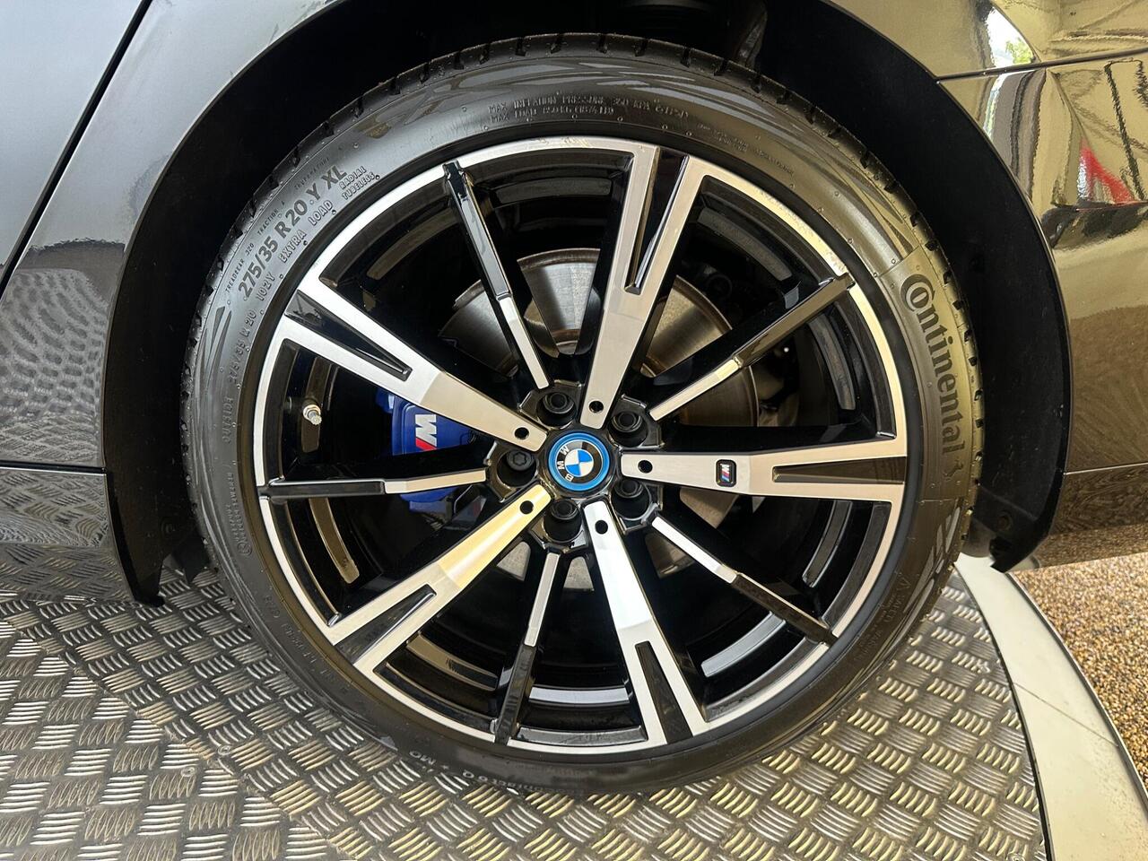 BMW i5 CK24WZO