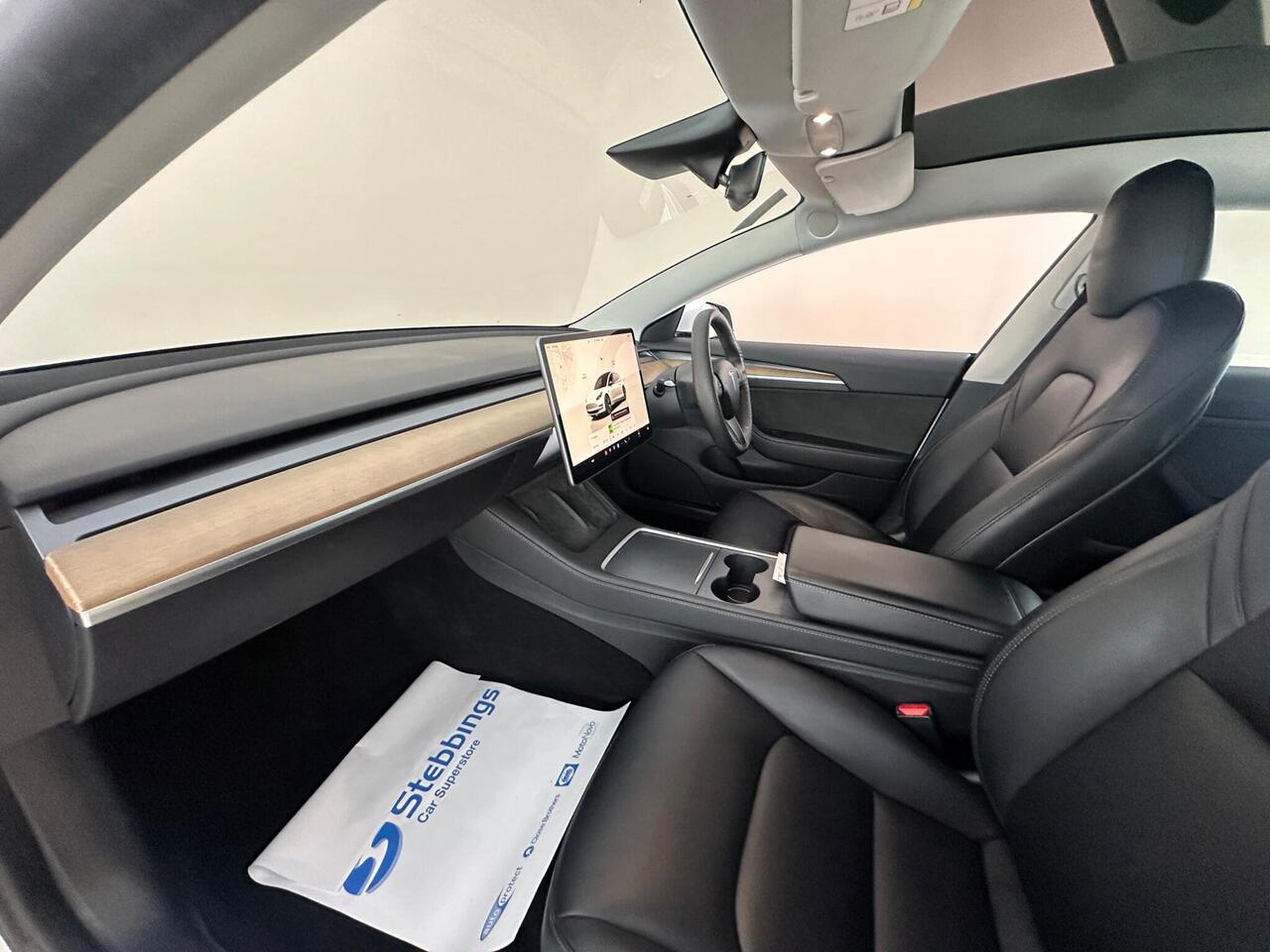 Tesla Model 3 AF22DVZ