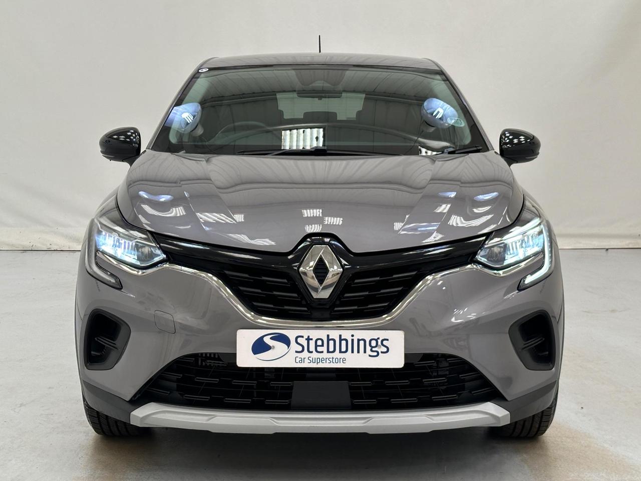 Renault Captur NL22YHZ
