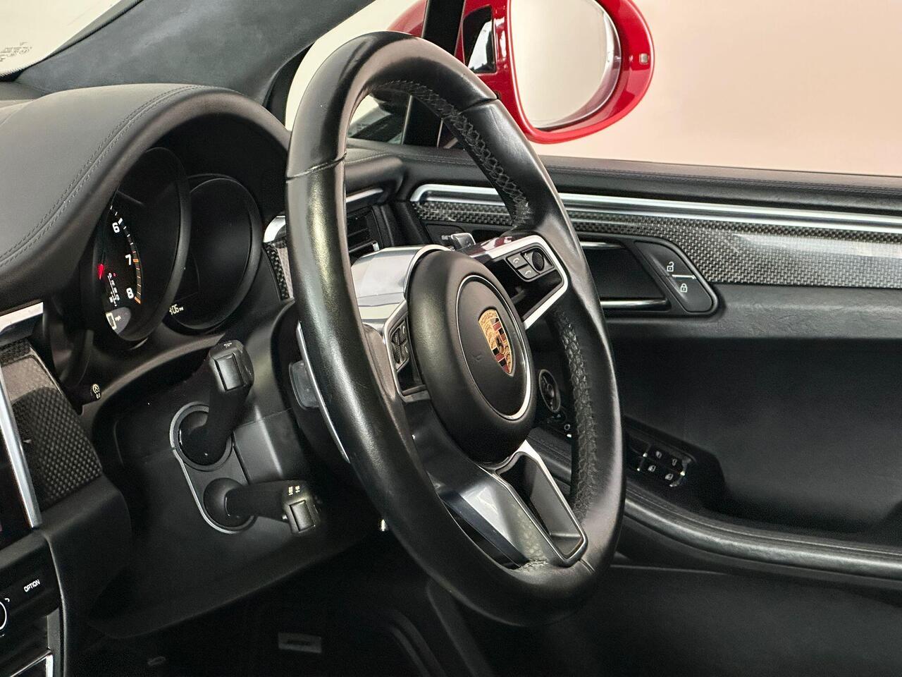 Porsche Macan GN69VBJ