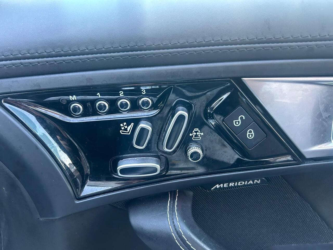 Jaguar F-Type OY17EFB