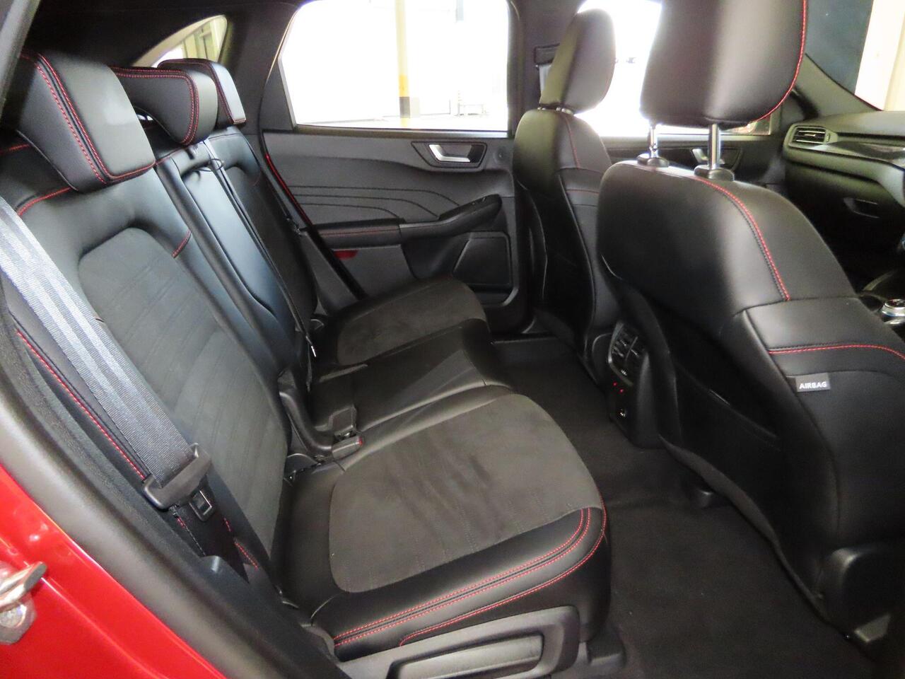 Ford Kuga RA72CDV