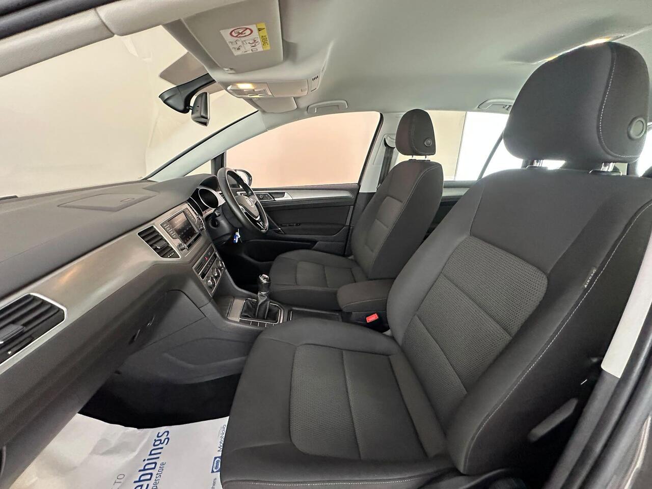 Volkswagen Golf SV GJ16KYG