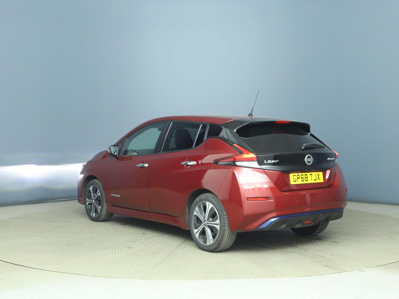 Nissan Leaf GP68TJX
