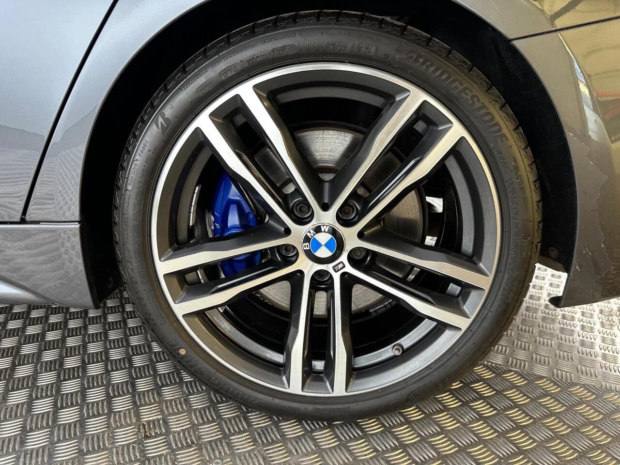 BMW 3 Series YK67SMX
