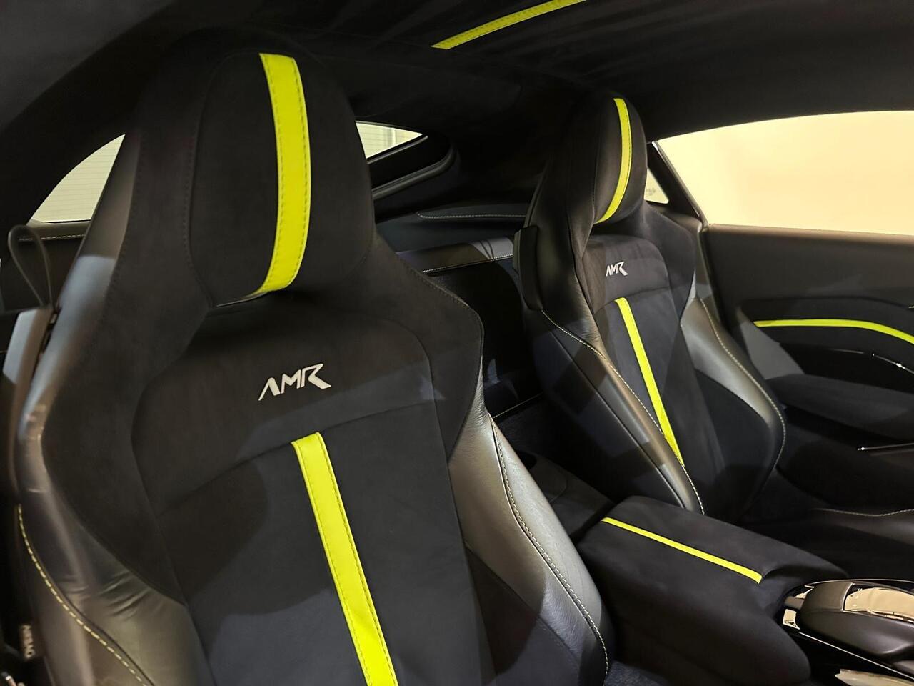Aston Martin Vantage MV20UZG