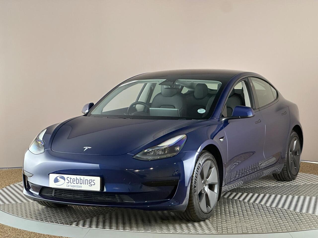Tesla Model 3 BD72XBZ