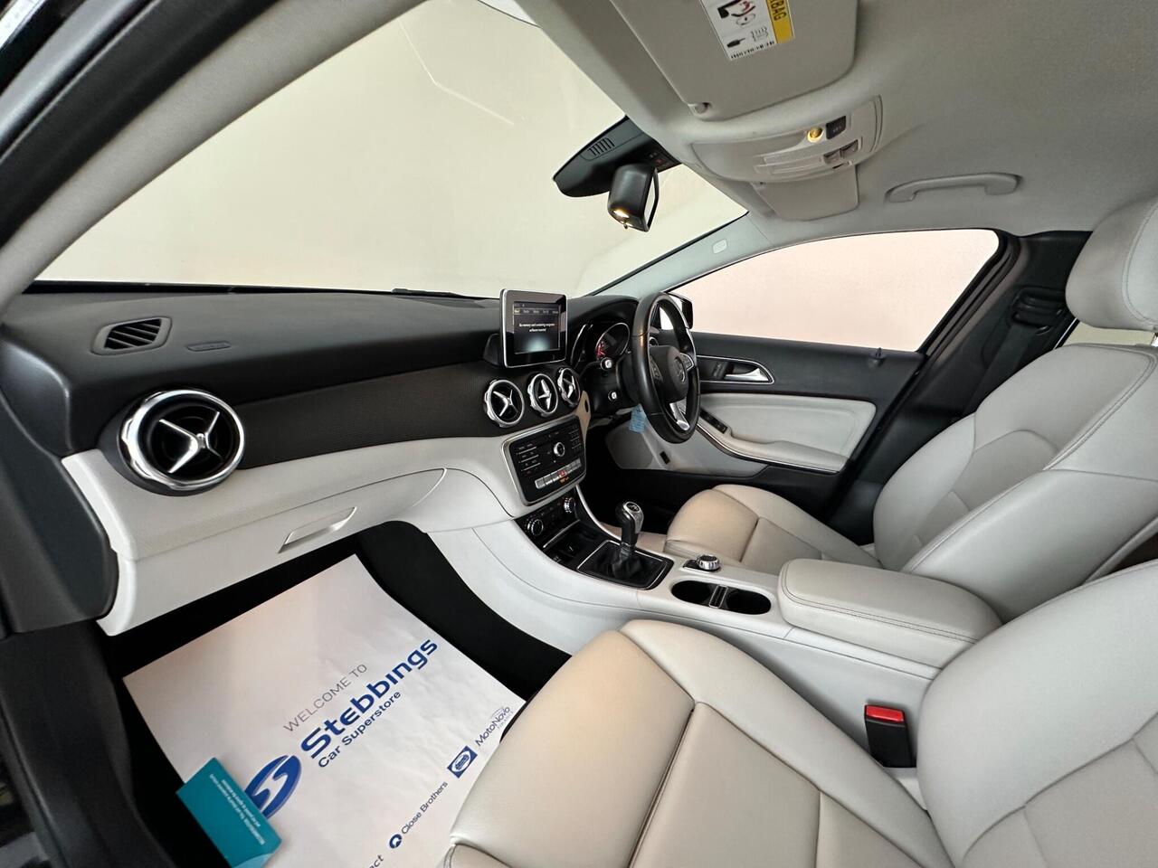 Mercedes-Benz GLA SR68KBZ