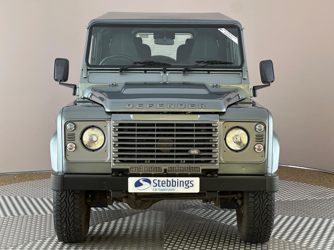 Land Rover Defender 90 GF65NXH