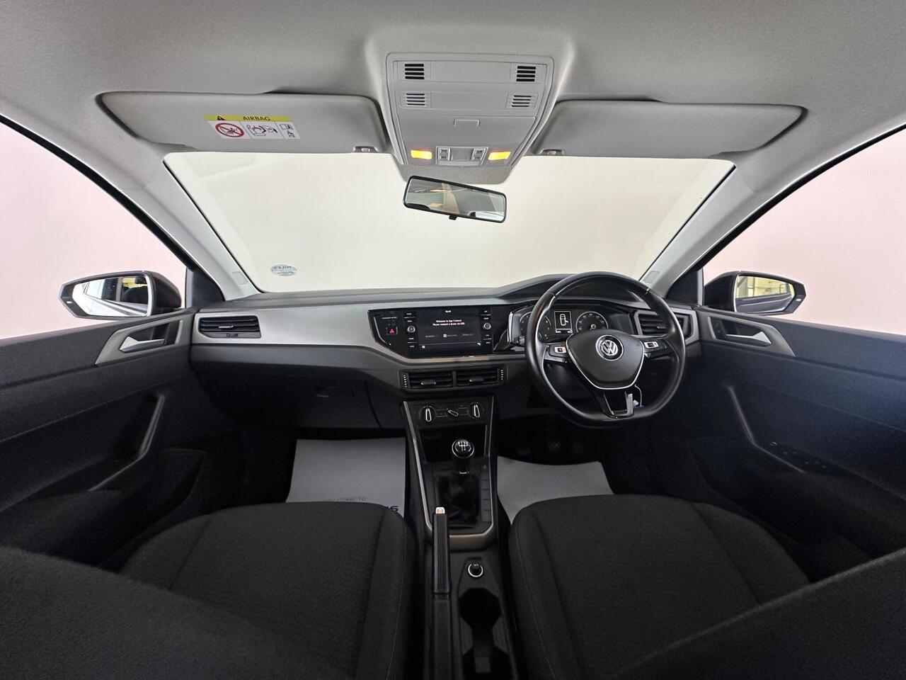 Volkswagen Polo FP18XLA