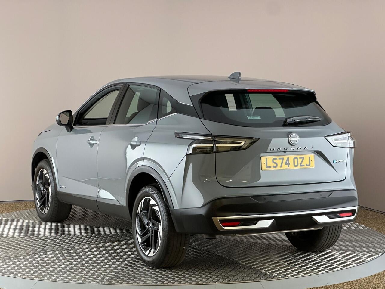 Nissan Qashqai LS74OZJ