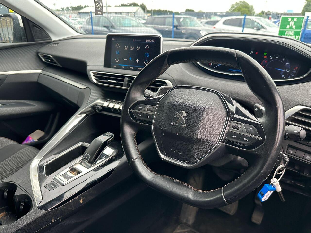 Peugeot 3008 GU17XCT