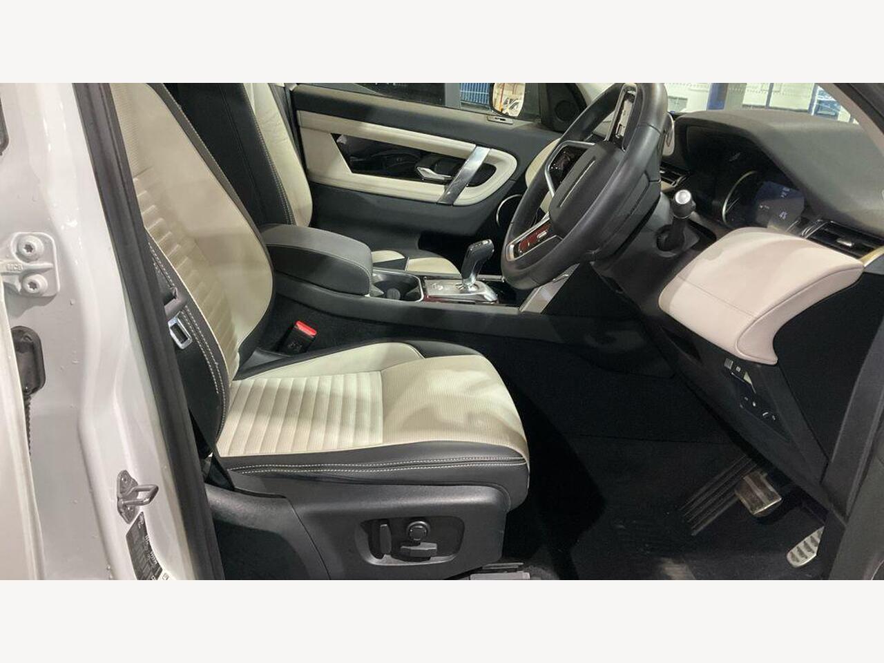 Land Rover Discovery Sport SY23XUK