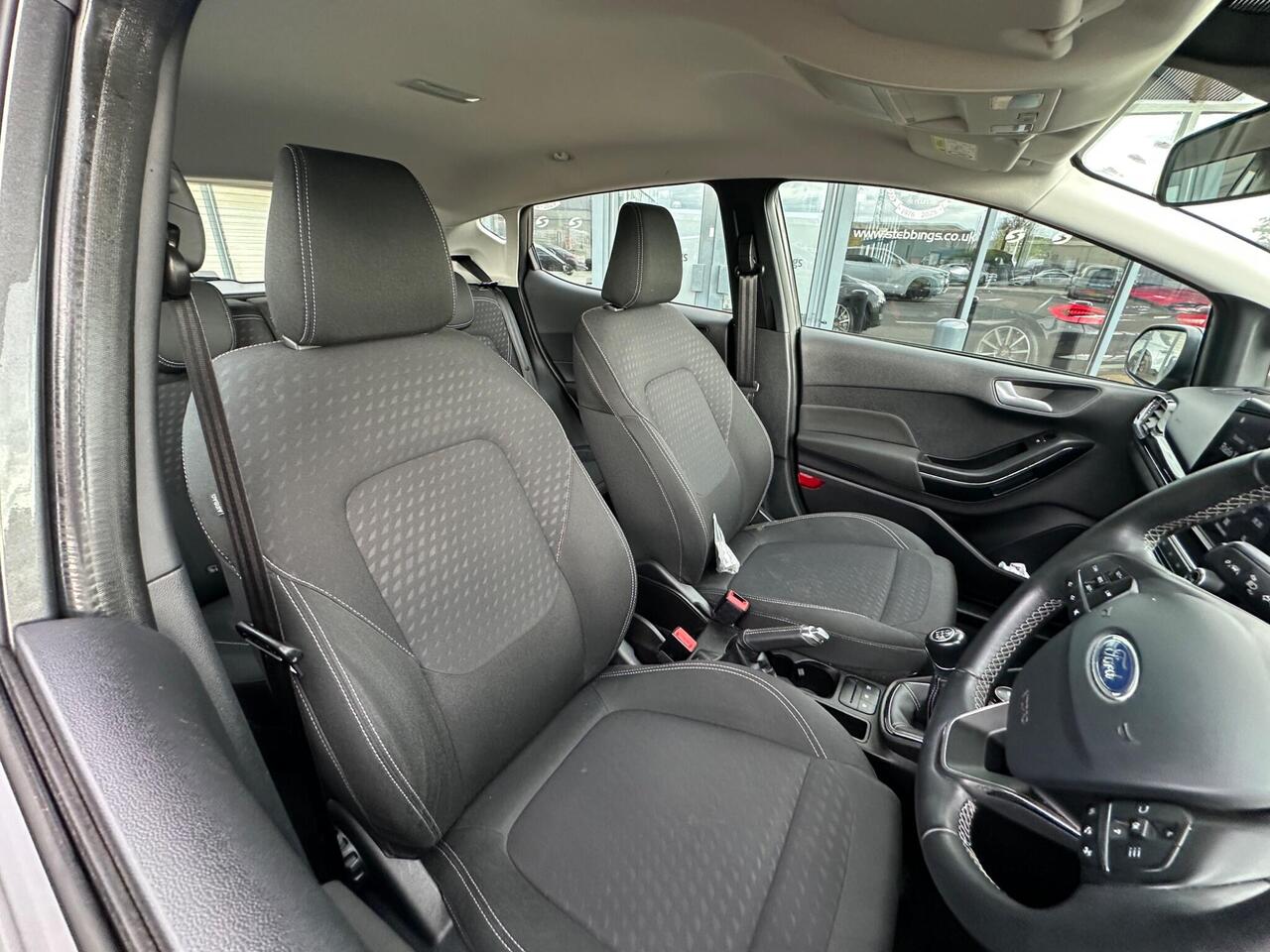 Ford Fiesta SH19KYC